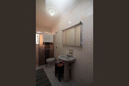 Casa para alugar com 128m², 3 quartos e 3 vagasBanheiro 1