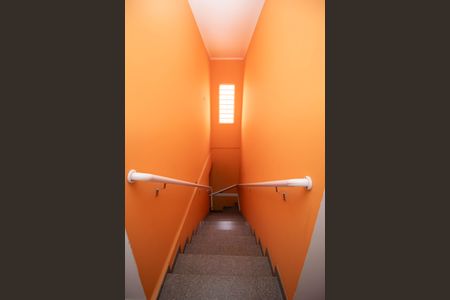 Casa para alugar com 128m², 3 quartos e 3 vagasEscada