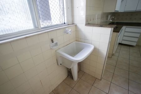 Apartamento à venda com 62m², 3 quartos e 1 vagaÁrea de Serviço