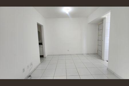 Sala  de apartamento para alugar com 1 quarto, 55m² em Amaralina, Salvador