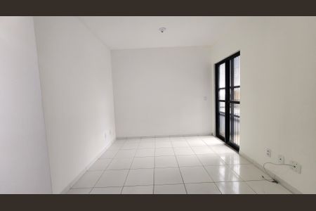 Sala  de apartamento para alugar com 1 quarto, 55m² em Amaralina, Salvador
