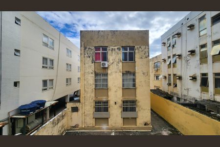 Quarto - vista de apartamento para alugar com 1 quarto, 55m² em Amaralina, Salvador