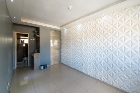 Sala de apartamento para alugar com 2 quartos, 55m² em Pacheco, São Gonçalo