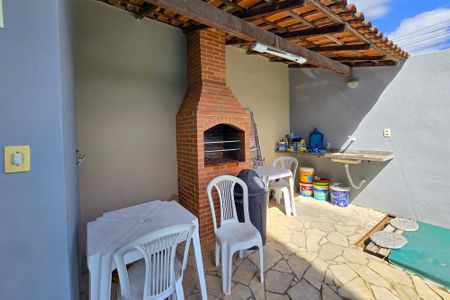 Apartamento para alugar com 55m², 2 quartos e 1 vaga Apartamento para alugar com 55m², 2 quartos e 1 vagaÁrea comum - Churrasqueira