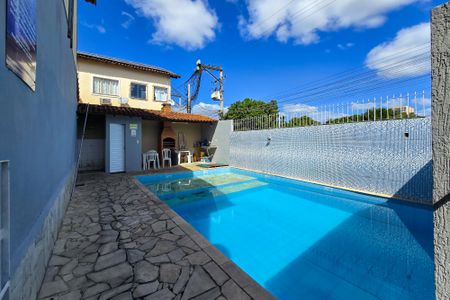 Apartamento para alugar com 55m², 2 quartos e 1 vaga Apartamento para alugar com 55m², 2 quartos e 1 vagaÁrea comum - Piscina