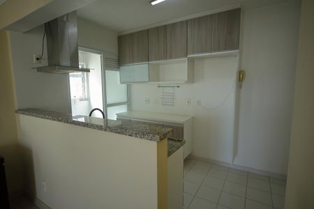 Apartamento à venda com 80m², 2 quartos e 2 vagasCozinha 