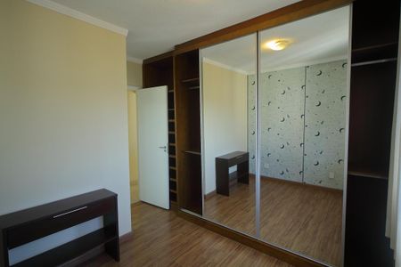 Apartamento à venda com 80m², 2 quartos e 2 vagasSuíte 