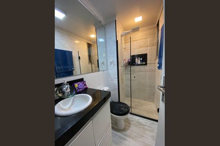 Apartamento à venda com 63m², 2 quartos e 1 vaga Apartamento à venda com 63m², 2 quartos e 1 vagaBanheiro