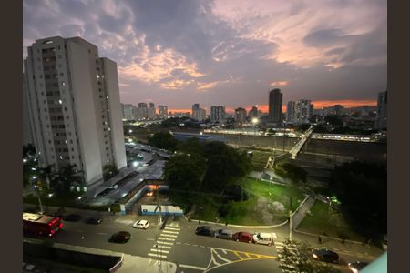 Apartamento à venda com 63m², 2 quartos e 1 vaga Apartamento à venda com 63m², 2 quartos e 1 vagaVaranda - Vista