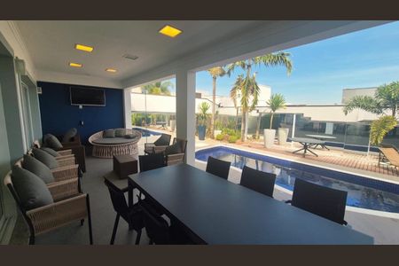 Casa de condomínio à venda com 404m², 3 quartos e 6 vagasFoto 01