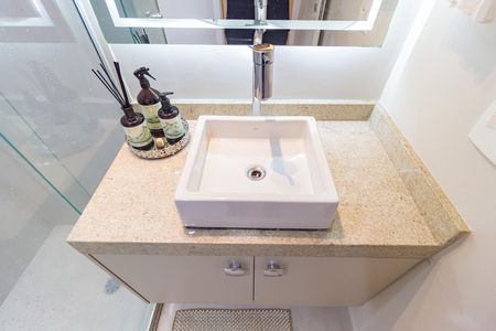Apartamento à venda com 86m², 3 quartos e 1 vaga Apartamento à venda com 86m², 3 quartos e 1 vagaDetalhe Banheiro - Suíte 2