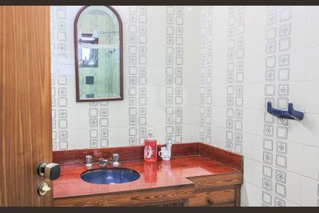 Casa à venda com 4 quartos, 366m² em Vila Tramontano, São Paulo