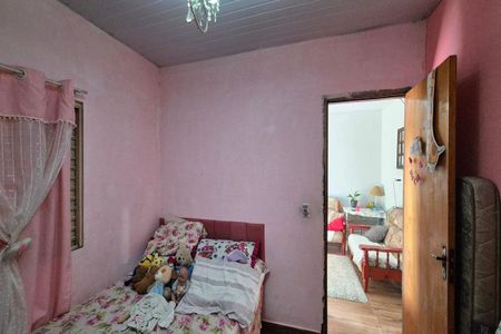 Casa à venda com 350m², 3 quartos e 4 vagas Casa à venda com 350m², 3 quartos e 4 vagasQuarto 1