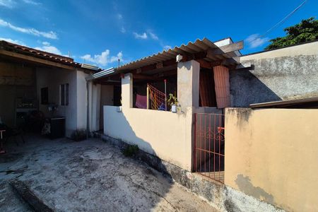 Casa à venda com 350m², 3 quartos e 4 vagas Casa à venda com 350m², 3 quartos e 4 vagasGaragem