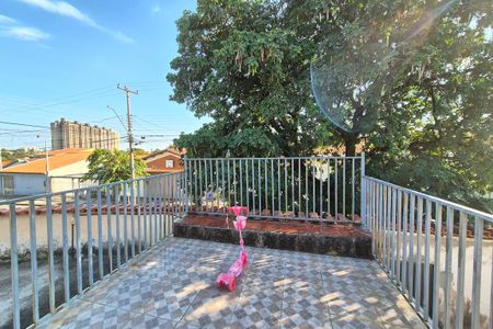 Varanda da Sala  de casa à venda com 3 quartos, 350m² em Vila Pompéia, Campinas