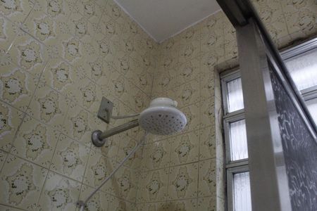 Apartamento à venda com 82m², 2 quartos e 1 vagaBanheiro da Suíte