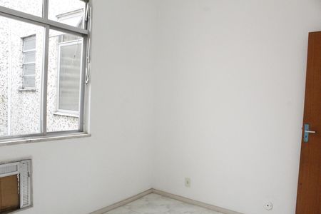 Apartamento à venda com 82m², 2 quartos e 1 vagaQuarto 2