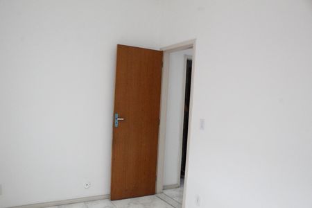 Apartamento à venda com 82m², 2 quartos e 1 vagaQuarto 2