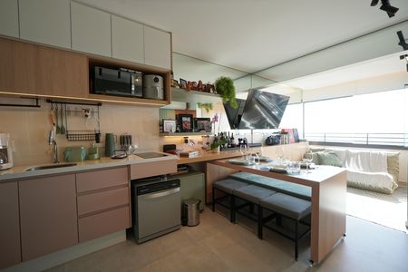 Apartamento à venda com 37m², 1 quarto e 1 vagaSala