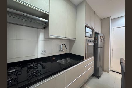 Apartamento à venda com 35m², 1 quarto e 1 vaga Apartamento à venda com 35m², 1 quarto e 1 vagaCozinha