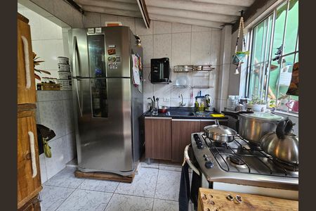 Casa à venda com 70m², 3 quartos e 2 vagasCozinha