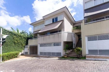 Casa à venda com 277m², 3 quartos e 4 vagas