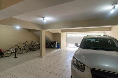 Casa à venda com 277m², 3 quartos e 4 vagas