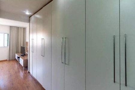 Casa à venda com 277m², 3 quartos e 4 vagas
