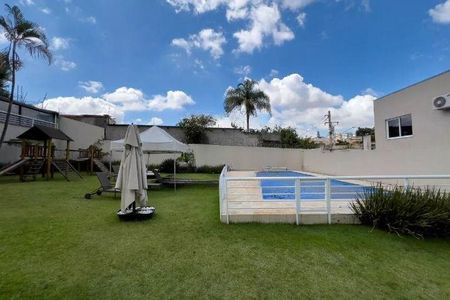 Casa à venda com 277m², 3 quartos e 4 vagas