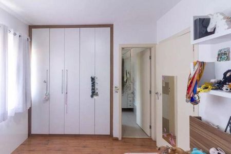 Casa à venda com 277m², 3 quartos e 4 vagas