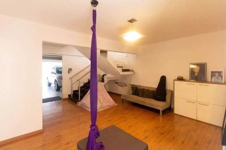 Casa à venda com 277m², 3 quartos e 4 vagas