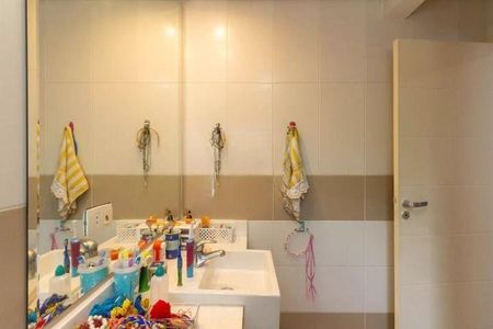 Casa à venda com 277m², 3 quartos e 4 vagas
