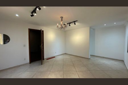 Sala de apartamento para alugar com 1 quarto, 55m² em Freguesia (ilha do Governador), Rio de Janeiro