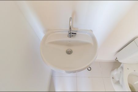 Apartamento para alugar com 27m², 1 quarto e sem vaga Apartamento para alugar com 27m², 1 quarto e sem vagaDetalhe - Banheiro
