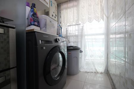Apartamento à venda com 90m², 3 quartos e 1 vagaÁrea de serviço