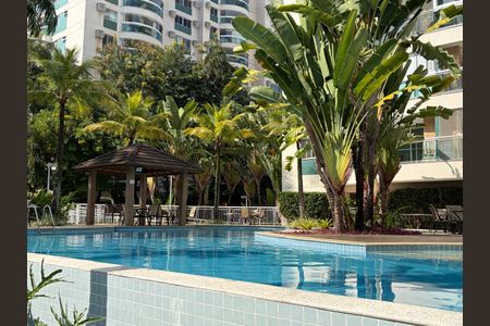 Apartamento à venda com 90m², 3 quartos e 1 vaga Apartamento à venda com 90m², 3 quartos e 1 vagaÁrea comum - Piscina
