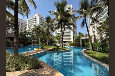 Apartamento à venda com 90m², 3 quartos e 1 vaga Apartamento à venda com 90m², 3 quartos e 1 vagaÁrea comum - Piscina