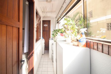 Apartamento para alugar com 115m², 2 quartos e 2 vagasCozinha e Área de Serviço