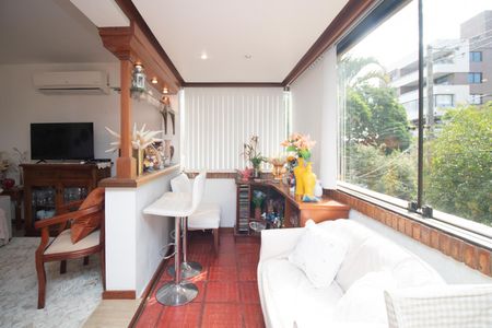 Apartamento para alugar com 115m², 2 quartos e 2 vagasSala
