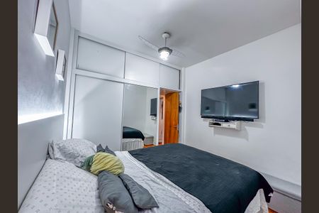 Apartamento à venda com 75m², 2 quartos e sem vaga