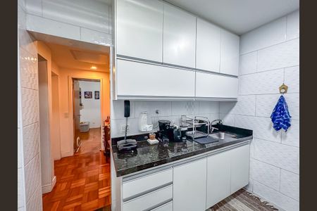 Apartamento à venda com 75m², 2 quartos e sem vaga