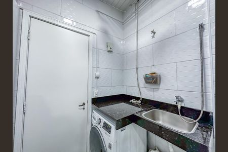 Apartamento à venda com 75m², 2 quartos e sem vaga