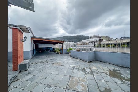 Apartamento à venda com 75m², 2 quartos e sem vaga