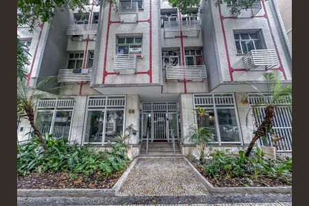Apartamento à venda com 75m², 2 quartos e sem vaga