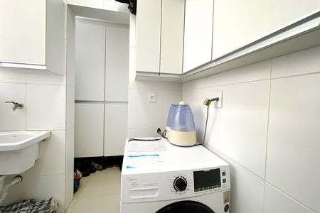 Apartamento à venda com 167m², 3 quartos e 2 vagas Apartamento à venda com 167m², 3 quartos e 2 vagasÁrea de Serviço
