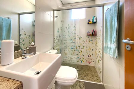 Apartamento à venda com 167m², 3 quartos e 2 vagas Apartamento à venda com 167m², 3 quartos e 2 vagasBanheiro da Suíte