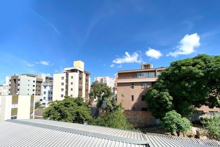Apartamento à venda com 167m², 3 quartos e 2 vagas Apartamento à venda com 167m², 3 quartos e 2 vagasVista do Quarto 2