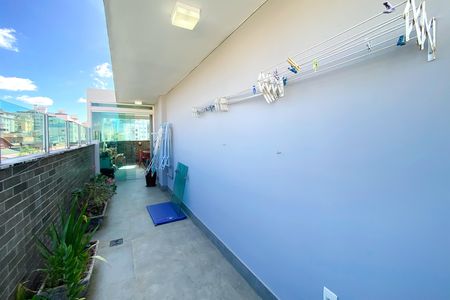 Apartamento à venda com 167m², 3 quartos e 2 vagas Apartamento à venda com 167m², 3 quartos e 2 vagasVaranda da Cobertura