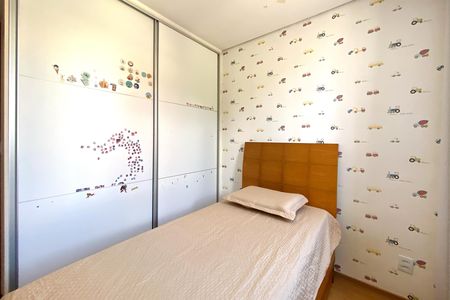 Apartamento à venda com 167m², 3 quartos e 2 vagas Apartamento à venda com 167m², 3 quartos e 2 vagasQuarto 2