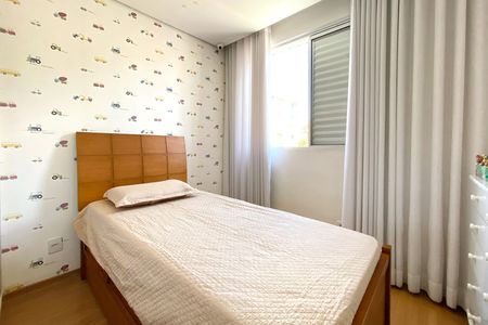 Apartamento à venda com 167m², 3 quartos e 2 vagas Apartamento à venda com 167m², 3 quartos e 2 vagasQuarto 2